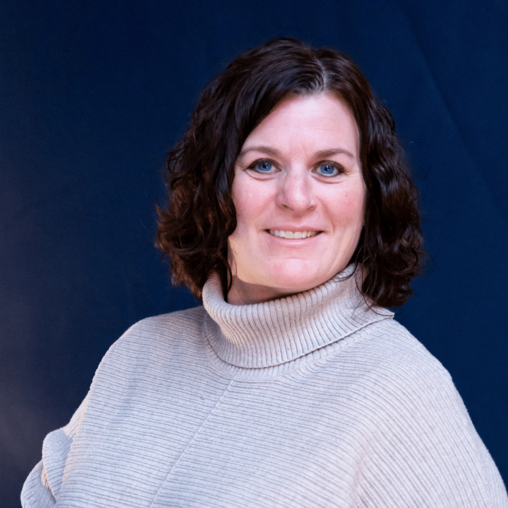 Johanna Jacobson headshot